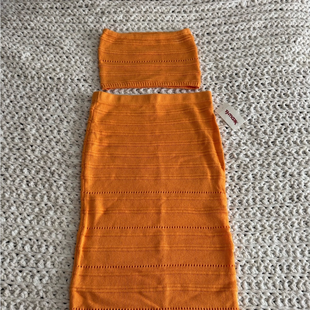 2-Piece Orange Set